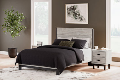 Ashley Express - Vessalli Queen Panel Bed